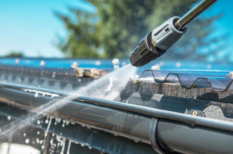 Ereszcsatornák átmosása